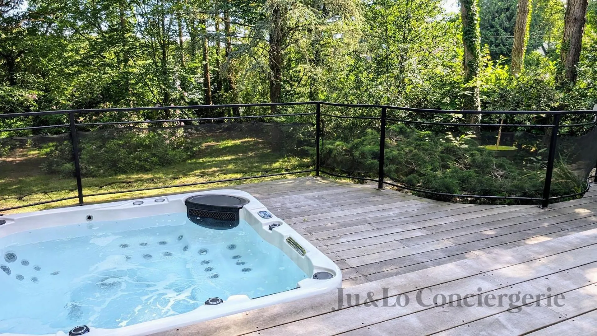 Villa Nature Salle De Sport Jacuzzi Saint-Jean-la-Poterie France